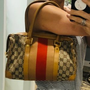 Gucci shoulder bag